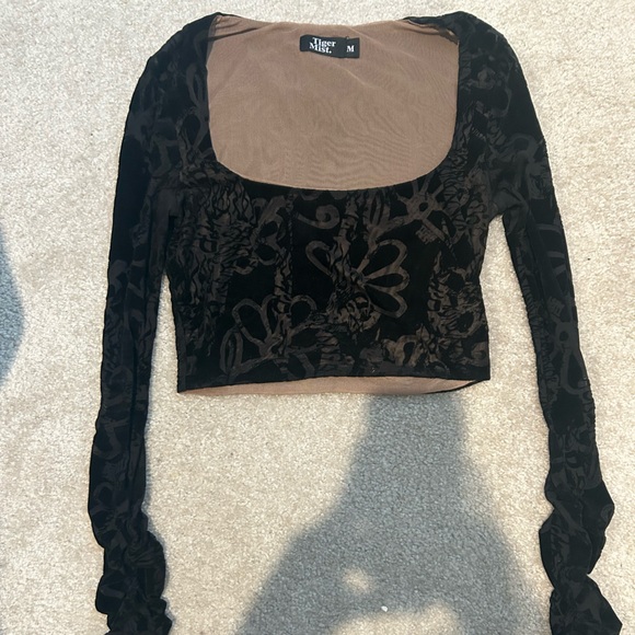 Tiger Mist Tops - Tiger Mist Black Floral Long Sleeve Top